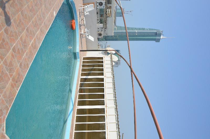 Gulf Pearl Hotel Bahrain Exterior photo